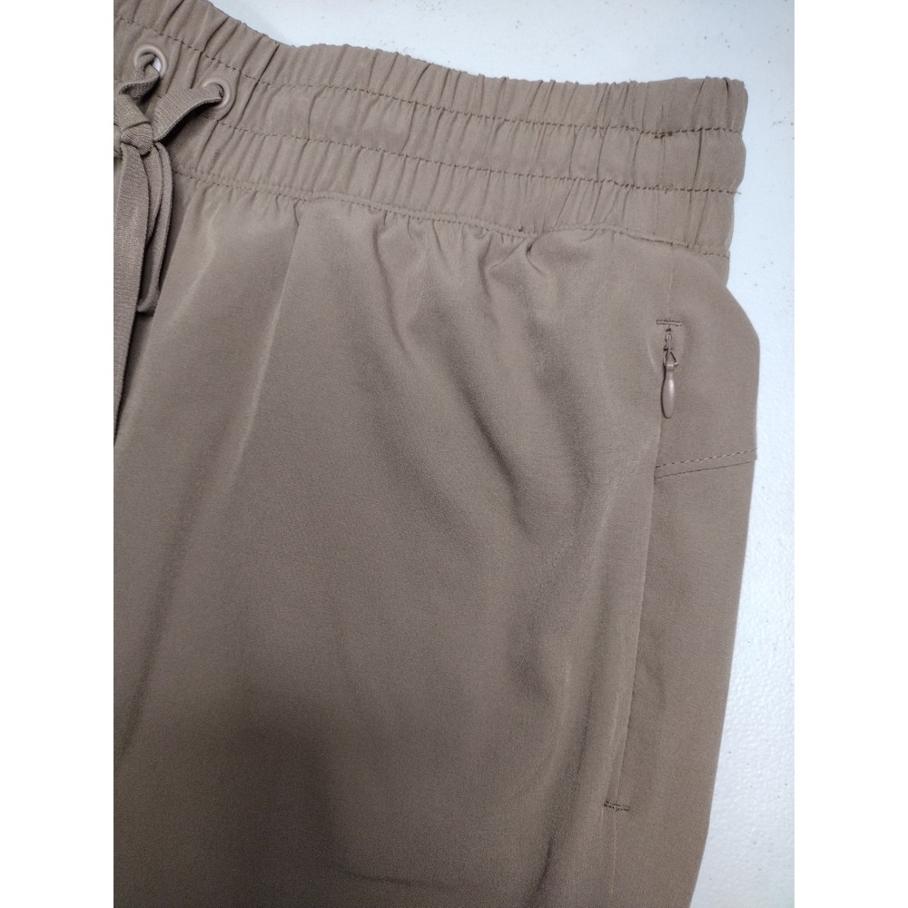 Tek Gear Mens Small Taupe Brown Athletic Shorts Elastic Waist Zip Pockets - Picture 3 of 4